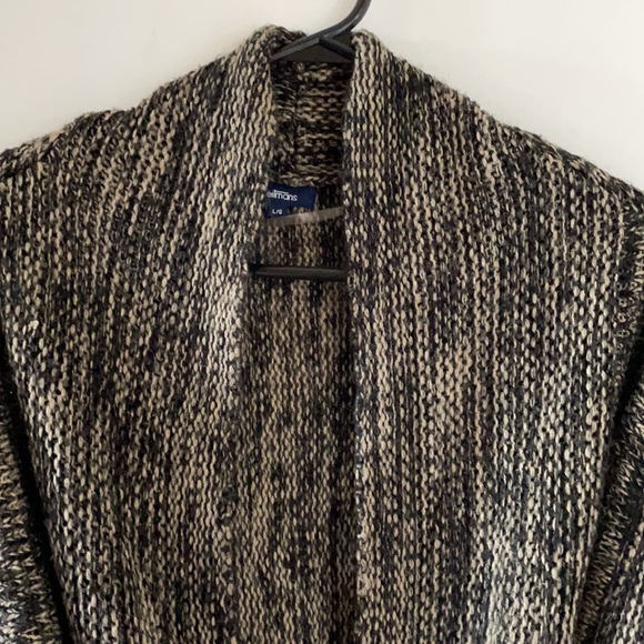 Sweater - Picture 2 of 2